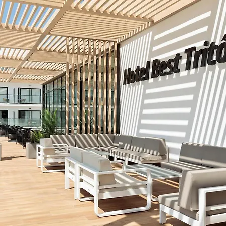 Triton Benalmádena