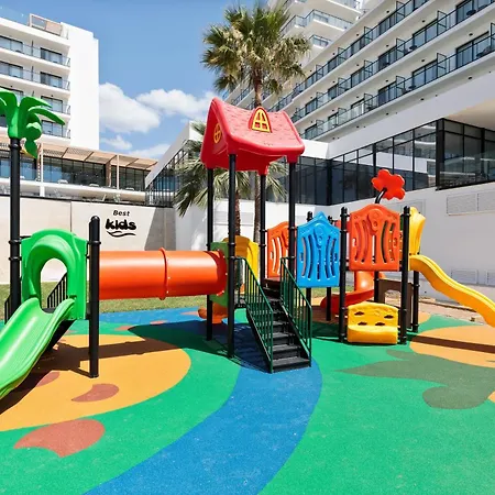 Ξενοδοχείο Triton 4*