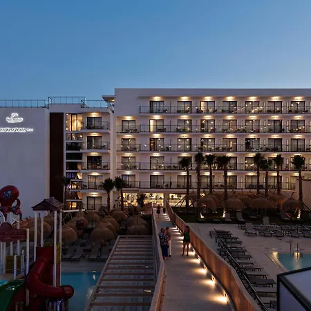 Triton Otel Benalmádena